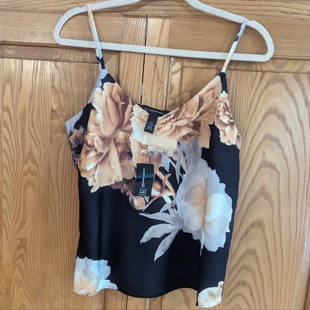 NWT INC silky cropped Cami Size Petite Small